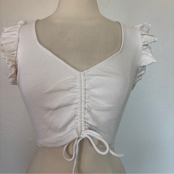 Zara Solid White Ruffle Sleeve Ruched & Ribbed Crop Top - Picture 3 of 6